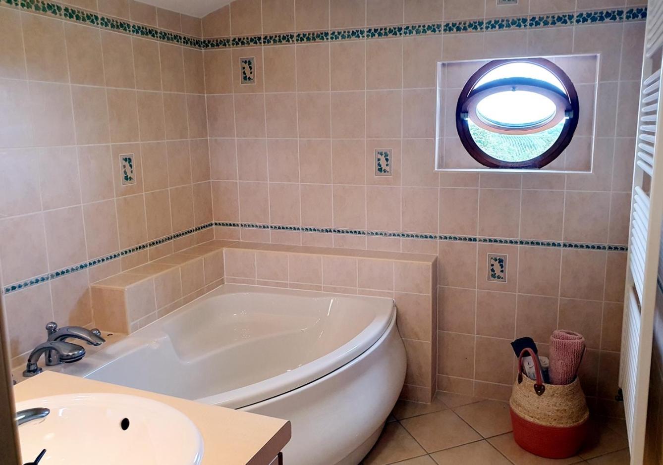 Le Clos Violet Clesse Holiday Home For 6 Εξωτερικό φωτογραφία